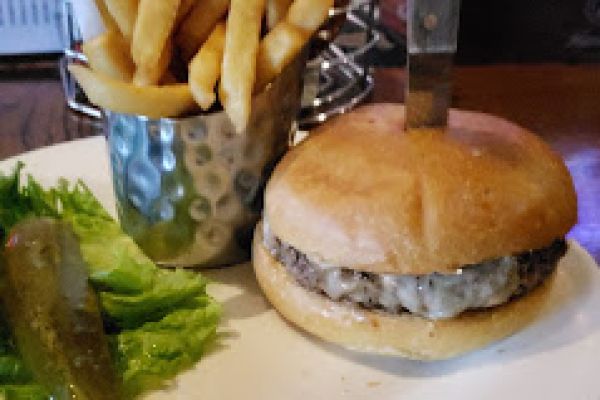 market-tavern-flanders-nj-mt-olive-morriis-county-bar-pub-horseradish-burger0af9d1cf-7b26-b796-a3d3-f5862500b594D85110DE-ACE6-598F-D074-FABBEFC3F7DE.jpg